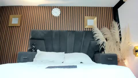 3X NAXAA online show from February 5, 2026, 12:54 pm