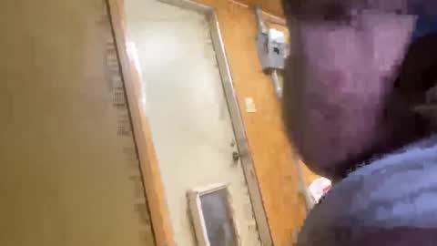 Snapshot of 420danny chatting on February 9, 2025, 7:16 am 420danny online show from February 9, 2025, 7:16 am