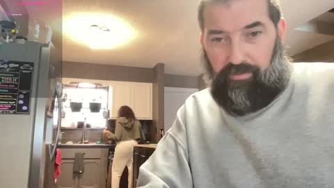 Snapshot of 420kc_couple chatting on November 11, 2025, 5:35 pm KC420Couple online show from November 11, 2025, 5:35 pm