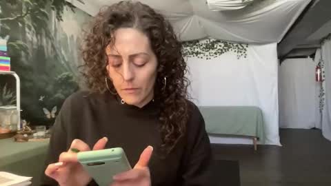 Snapshot of 420kc_couple chatting on February 26, 2026, 5:34 pm KC420Couple online show from February 26, 2026, 5:34 pm