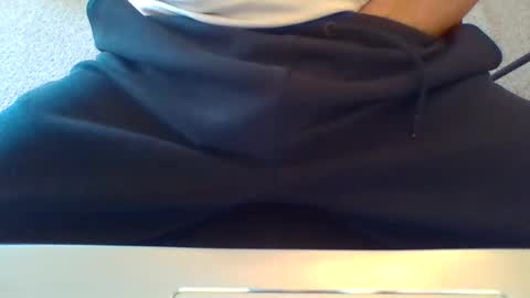 Snapshot of 4glz chatting on December 16, 2025, 11:10 pm 4glz online show from December 16, 2025, 11:10 pm