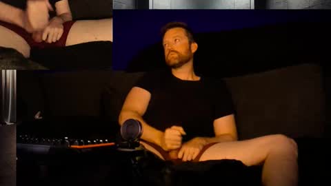 Snapshot of 4rosted chatting on December 21, 2025, 8:32 am Frosteds Dick Dungeon online show from December 21, 2025, 8:32 am