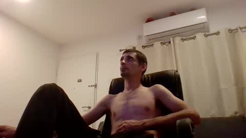 crazy101 online show from October 18, 2025, 3:42 am