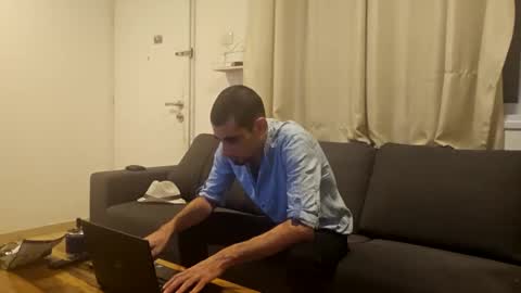 crazy101 online show from November 3, 2025, 5:58 pm