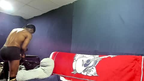 Snapshot of 5hbk chatting on December 10, 2024, 9:00 pm Tettaz GetitJusy4ya online show from December 10, 2024, 9:00 pm