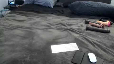 King online show from September 22, 2025, 6:10 pm