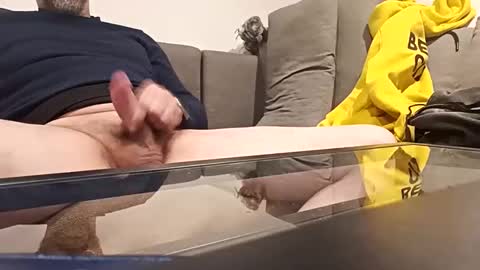 George online show from November 23, 2025, 2:33 am