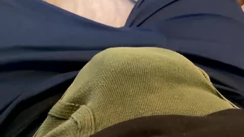 6inchboytoy online show from January 11, 2025, 1:01 pm