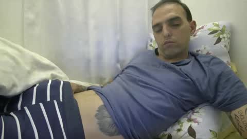 Snapshot of 6sundros chatting on October 10, 2025, 8:08 pm Suny online show from October 10, 2025, 8:08 pm