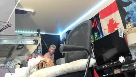 7God  OFFICIAL  online show from December 19, 2024, 8:02 pm