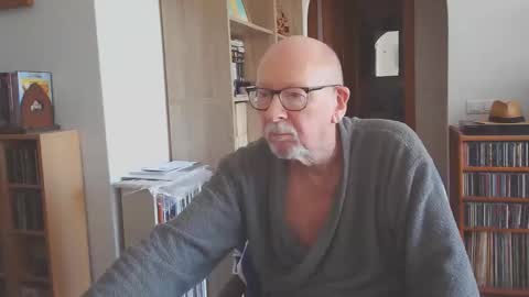  Papi  online show from October 30, 2025, 9:44 am