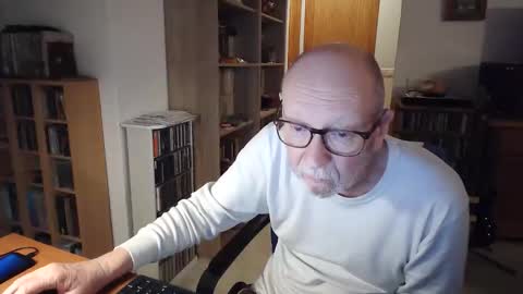  Papi  online show from February 19, 2026, 6:59 pm