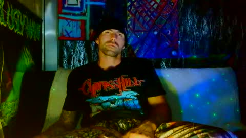 EvelDicknievel1 online show from October 19, 2025, 11:00 am