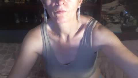 Snapshot of 8mistress8 chatting on August 4, 2026, 6:10 pm 8MISTRESS8 online show from August 4, 2026, 6:10 pm