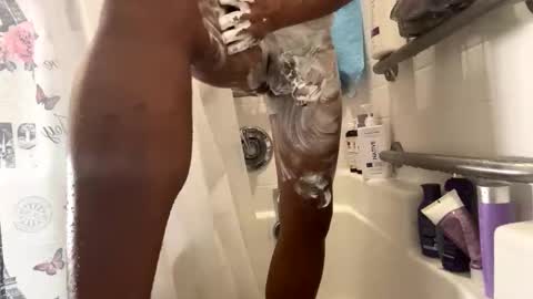 Selfsuckboi online show from December 15, 2025, 7:29 pm