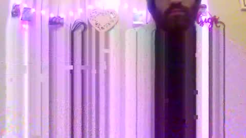 Snapshot of 90210screamer chatting on March 4, 2025, 11:08 am 90210screamer online show from March 4, 2025, 11:08 am