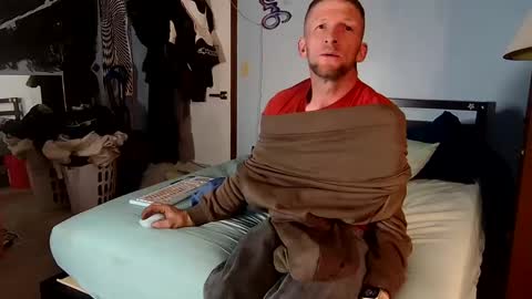 8over6 online show from February 18, 2025, 1:43 am