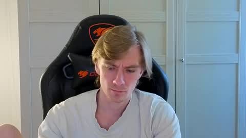 Roman Bellic online show from April 26, 2026, 2:26 pm