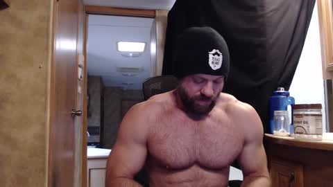 9 fat inches online show from March 8, 2025, 6:47 pm