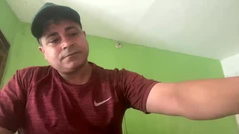 Snapshot of 9vinhocamshow chatting on April 23, 2026, 12:29 pm 9vinhocamshow online show from April 23, 2026, 12:29 pm