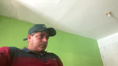 Snapshot of 9vinhocamshow chatting on May 12, 2026, 11:29 am 9vinhocamshow online show from May 12, 2026, 11:29 am