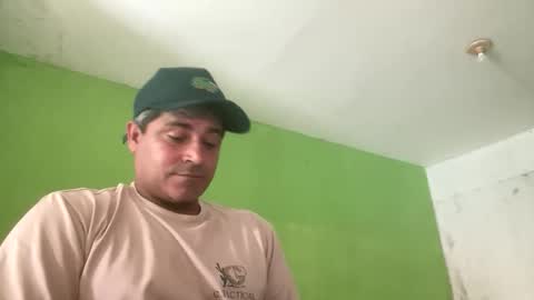 Snapshot of 9vinhocamshow chatting on May 26, 2026, 12:01 pm 9vinhocamshow online show from May 26, 2026, 12:01 pm