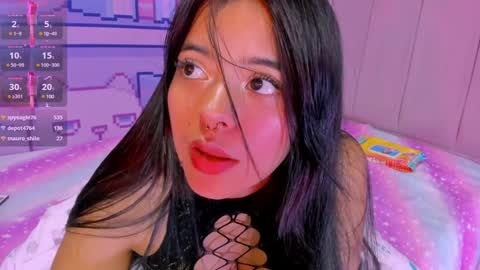 Snapshot of _18alice chatting on December 18, 2024, 8:42 am Alice  online show from December 18, 2024, 8:42 am