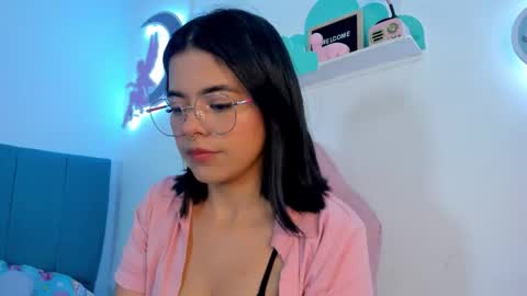 Snapshot of _18alice chatting on September 12, 2025, 2:55 am Alice  online show from September 12, 2025, 2:55 am