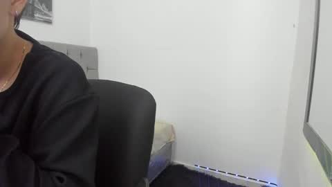 Snapshot of _1dereck chatting on March 1, 2026, 9:33 am DERECK online show from March 1, 2026, 9:33 am