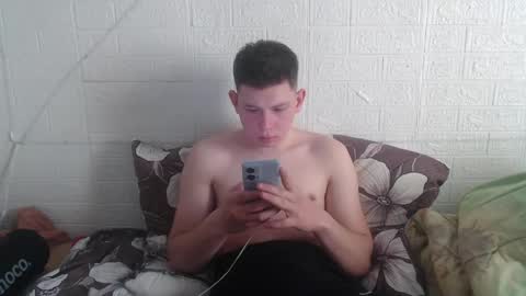 Aki online show from June 1, 2026, 3:47 pm