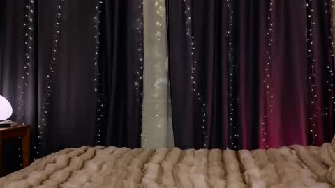 Willow online show from February 3, 2026, 2:53 am