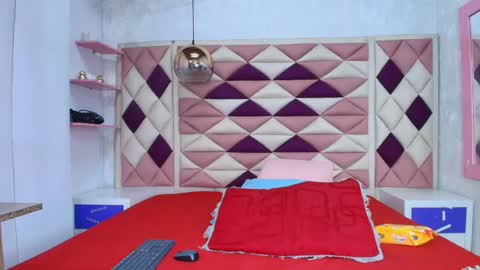  abby rouss online show from September 20, 2025, 3:07 am