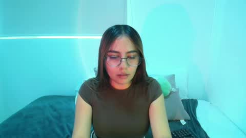 abby 3 online show from September 22, 2025, 5:04 pm