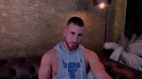 _adamcoper_ online show from January 29, 2025, 10:01 pm