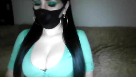 Adela online show from January 29, 2025, 9:28 pm