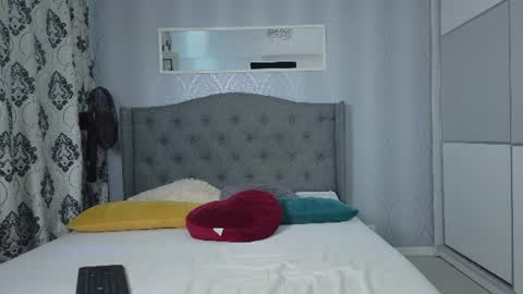 Snapshot of _adelle chatting on June 14, 2026, 9:44 am Adelle online show from June 14, 2026, 9:44 am