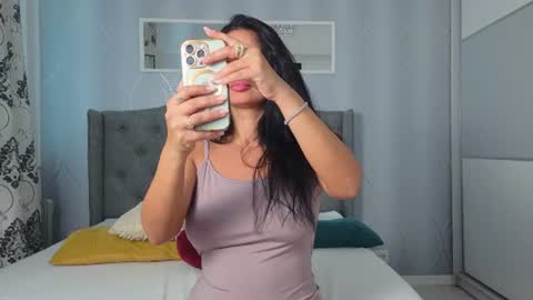 Snapshot of _adelle chatting on July 6, 2026, 10:34 am Adelle online show from July 6, 2026, 10:34 am