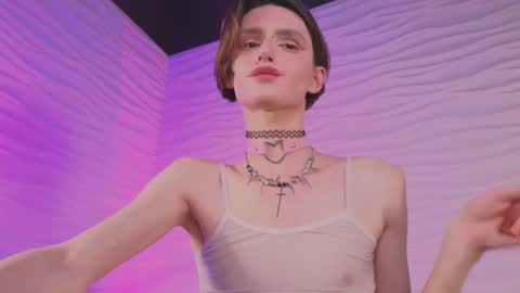 adrian online show from November 8, 2025, 8:40 pm