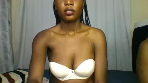 Snapshot of _africana4 chatting on April 18, 2026, 12:25 am africana4 online show from April 18, 2026, 12:25 am