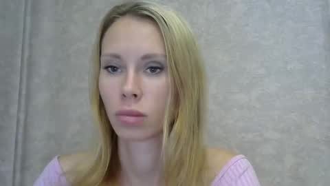 _alex1819 online show from September 19, 2025, 7:32 am