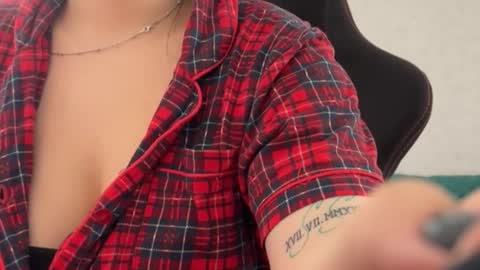 Snapshot of _alicebliss chatting on February 8, 2026, 12:41 pm Alice online show from February 8, 2026, 12:41 pm