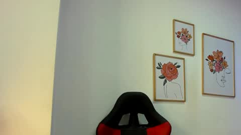  Alice  online show from December 17, 2024, 7:59 pm