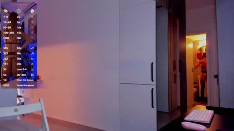 Snapshot of _alleyesonme chatting on December 12, 2024, 11:40 am Mia online show from December 12, 2024, 11:40 am