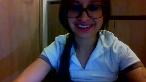 Snapshot of _alyson chatting on June 30, 2026, 8:32 pm _alyson online show from June 30, 2026, 8:32 pm
