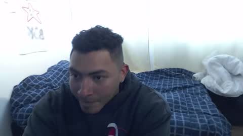 _ander_wolf_ online show from October 8, 2025, 6:16 pm