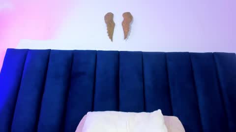 Anette online show from April 2, 2026, 7:55 pm