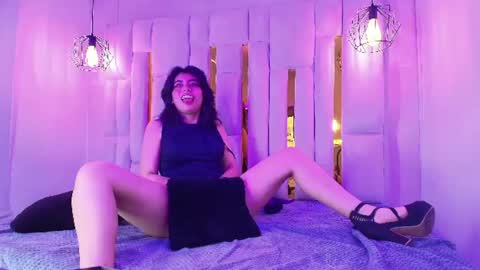 Snapshot of _angel_dustt chatting on July 6, 2026, 3:03 pm Angel online show from July 6, 2026, 3:03 pm