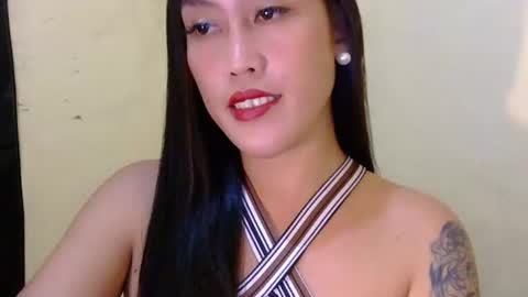 Snapshot of _angelari_ chatting on September 10, 2025, 6:52 pm Pearl online show from September 10, 2025, 6:52 pm