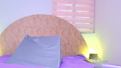 Any online show from November 26, 2025, 7:15 pm