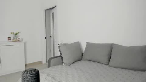 Anna online show from November 11, 2025, 2:39 pm